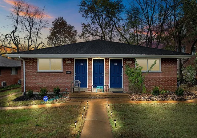 Photo 1 of Multi family home for sale at 3833 Wisconsin Ave, Saint Louis, MO 63118 | MLS# 25000885 | Listing updated on 2025-01-07
