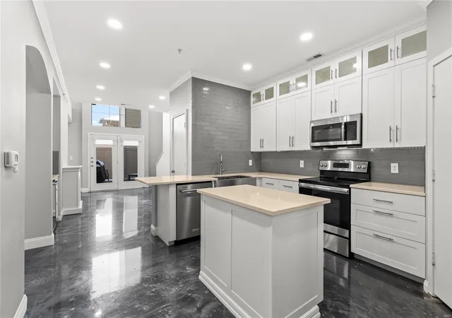 Photo 1 of Condo for sale at 200 S Kirkwood Rd #219, Saint Louis, MO 63122 | MLS# 25001013 | Listing updated on 2025-03-14