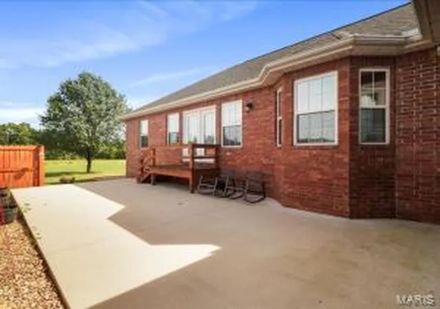Homes for sale in West Plains, MO | 2321 Alley Springs Dr, West Plains, MO 65775 | MLS# 25001014