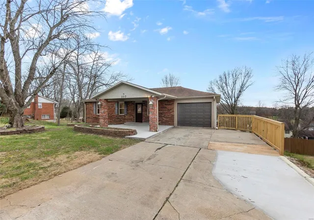 3rd image of 337 Grandview Dr, Jackson, MO 63755 | MLS# 25001065