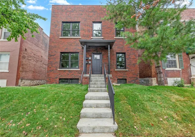 1st image of 3411 Juniata St, Saint Louis, MO 63118 | MLS# 25001110