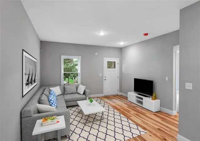 4th image of 3411 Juniata St, Saint Louis, MO 63118 | MLS# 25001110