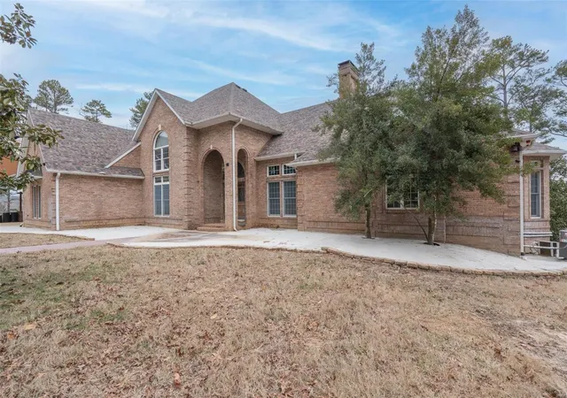 Photo 3 of Mansion for sale at 1181 Hwy 60 W, Poplar Bluff, MO 63901 | MLS# 25001169 | Listing updated on 2025-01-13