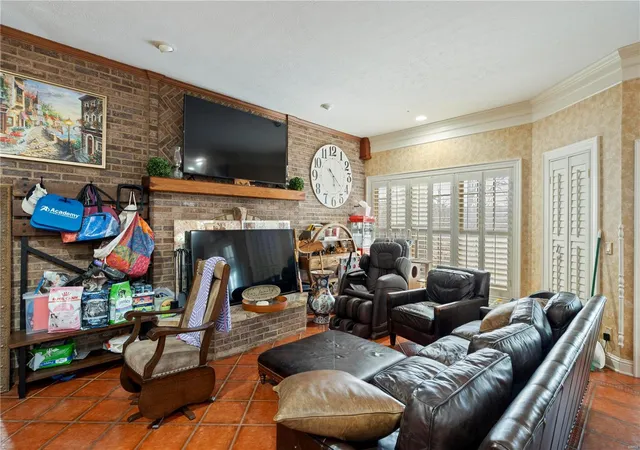 Photo 3 of Single family home for sale at 1181 Hwy 60 W, Poplar Bluff, MO 63901 | MLS# 25001169 | Listing updated on 2025-01-13