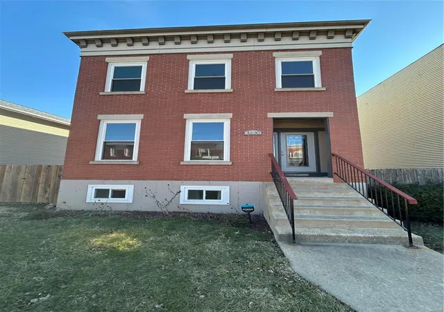 Photo 1 of Single family home for sale at 4230 Norfolk Ave, Saint Louis, MO 63110 | MLS# 25001178 | Listing updated on 2025-03-18