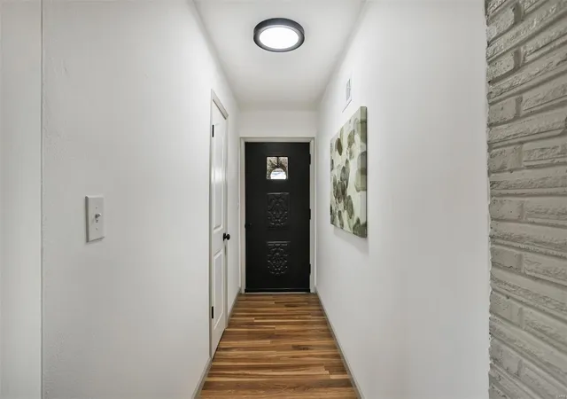 Photo 1 of Single family home for sale at 470 Burns Ave, Saint Louis, MO 63122 | MLS# 25001190 | Listing updated on 2025-01-09