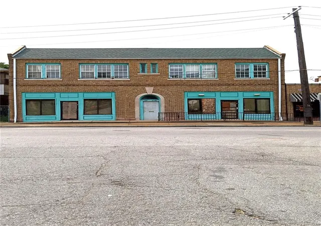 Photo 1 of Sale Pending at 4341 Shreve Ave, Saint Louis, MO 63115 | MLS# 25001274 | Listing updated on 2025-03-07
