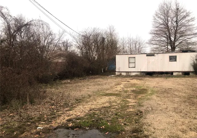 Homes for sale in New Madrid, MO | 136 E Francis, New Madrid, MO 63869 | MLS# 25001308