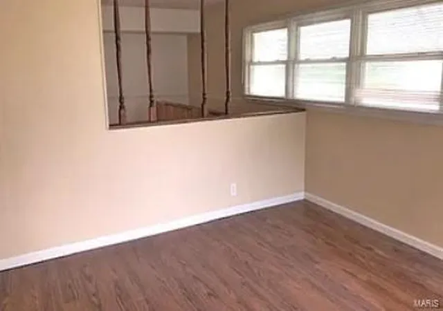 Photo 2 of Single family home for sale at 300 Shepley Dr, Saint Louis, MO 63137 | MLS# 25001421 | Listing updated on 2025-03-19