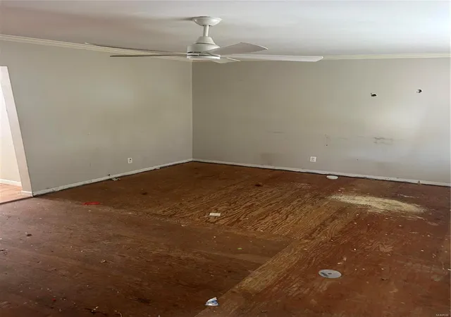 Photo 2 of Single family home for sale at 1806 Oak Tree St, Saint Peters, MO 63376 | MLS# 25001478 | Listing updated on 2025-01-10