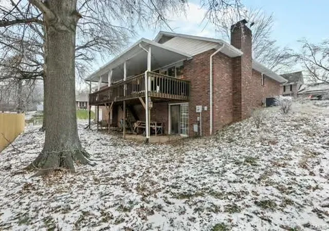 Photo 3 of Single family home for sale at 1005 Leigh Ann Ct, Jackson, MO 63755 | MLS# 25001486 | Listing updated on 2025-01-10