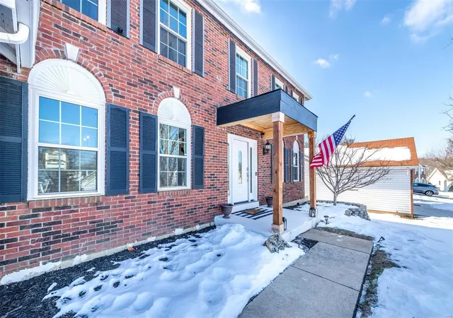 Photo 4 of Single family home for sale at 3521 Ruby Ln, Saint Charles, MO 63303 | MLS# 25001533 | Listing updated on 2025-01-28