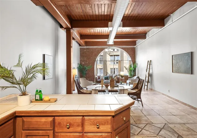Photo 3 of Condo for sale at 507 N 13Th St #605, Saint Louis, MO 63103 | MLS# 25001621 | Listing updated on 2025-01-11
