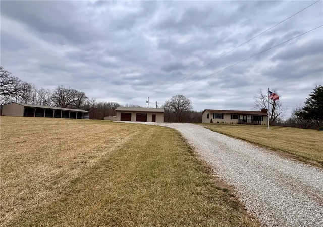 Photo 2 of Single family home for sale at 34688 Mo D, Santa Fe, MO 65282 | MLS# 25001632 | Listing updated on 2025-03-18