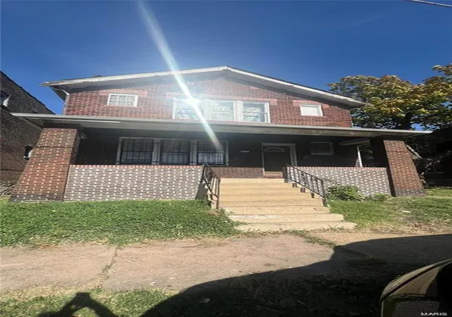 Photo 1 of Single family home for sale at 4111 E Lee Ave, Saint Louis, MO 63115 | MLS# 25001642 | Listing updated on 2025-01-11
