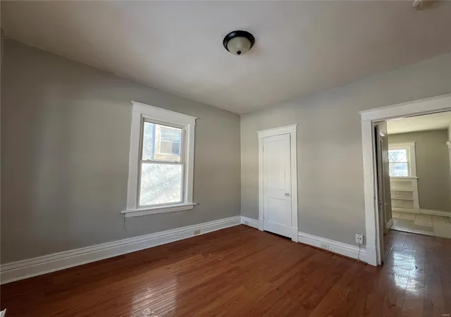 Photo 3 of Single family home for sale at 6514 Julian Ave, Saint Louis, MO 63133 | MLS# 25001645 | Listing updated on 2025-01-15