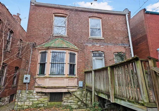 Photo 2 of Single family home for sale at 5069 Lotus Ave, Saint Louis, MO 63113 | MLS# 25001712 | Listing updated on 2025-03-14