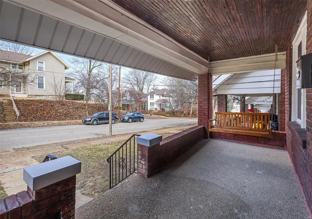 Photo 2 of Single family home for sale at 2506 Sulphur Ave, Saint Louis, MO 63139 | MLS# 25001818 | Listing updated on 2025-01-17