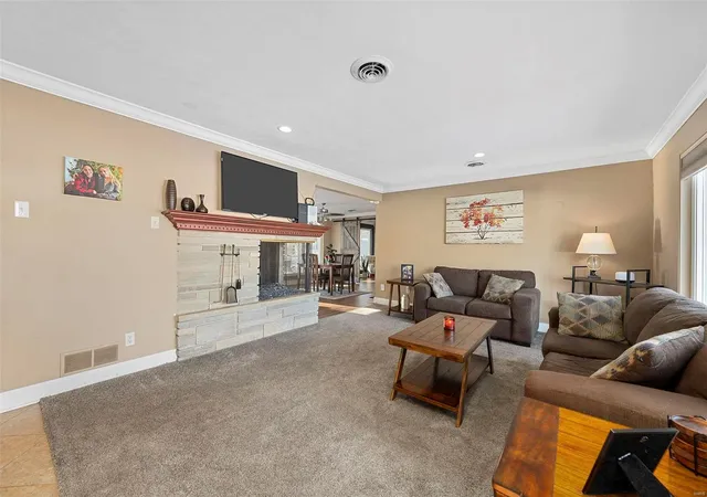 Photo 2 of Single family home for sale at 5026 E Concord Rd, Saint Louis, MO 63128 | MLS# 25001824 | Listing updated on 2025-03-19
