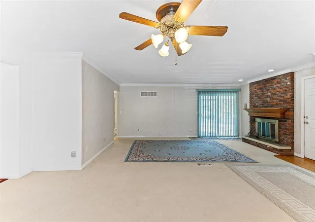 Photo 4 of Single family home for sale at 72 Willow Way, Saint Charles, MO 63304 | MLS# 25001989 | Listing updated on 2025-01-15