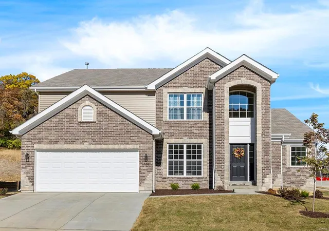 Photo 3 of Single family home for sale at 2 Pin Oak At Boone Ridge, Warrenton, MO 63383 | MLS# 25002001 | Listing updated on 2025-01-14