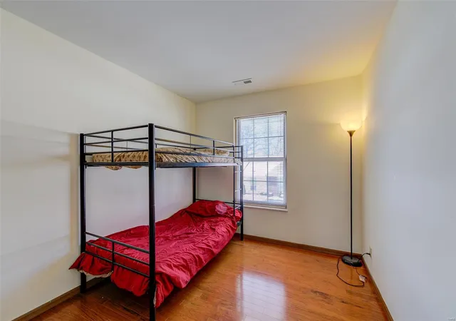 Listing Photo 2 - Condo for sale in building located at 454 Cambridge Pl, Saint Peters, MO 63376 - Unit #3