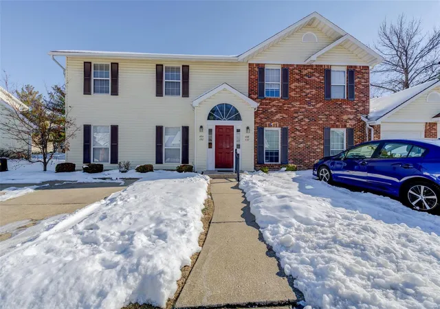 Photo 2 of Condo for sale at 454 Cambridge Pl #3, Saint Peters, MO 63376 | MLS# 25002010 | Listing updated on 2025-01-20