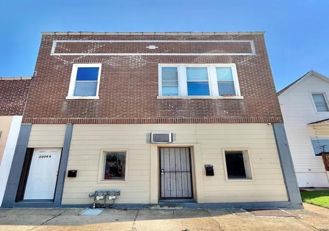 Photo 1 of Single family home for sale at 5406 Gravois Ave, Saint Louis, MO 63116 | MLS# 25002026 | Listing updated on 2025-01-14