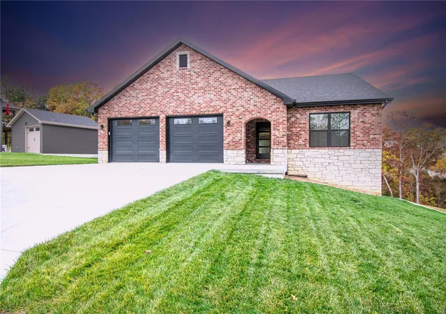 Photo 1 of Single family home for sale at 12567 Rock Hill Rd, Holts Summit, MO 65043 | MLS# 25002158 | Listing updated on 2025-03-12