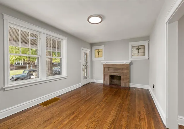 Photo 3 of Multi family home for sale at 4927 Mardel Ave, Saint Louis, MO 63109 | MLS# 25002193 | Listing updated on 2025-01-15