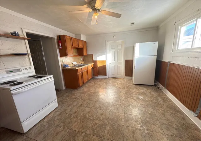 Photo 3 of Sale Pending at 9071 Tudor Ave, Saint Louis, MO 63114 | MLS# 25002256 | Listing updated on 2025-03-01