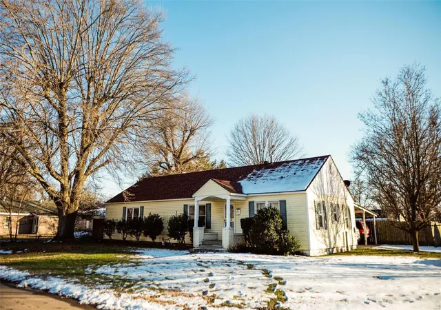 Photo 1 of Single family home for sale at 313 West 8th, Kennett, MO 63857 | MLS# 25002274 | Listing updated on 2025-01-15