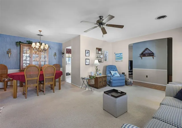 Photo 3 of Single family home for sale at 762 Gradient Dr, Saint Louis, MO 63125 | MLS# 25002337 | Listing updated on 2025-01-16