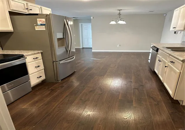 Photo 3 of Single family home for sale at 321 E Cora St, Oran, MO 63771 | MLS# 25002413 | Listing updated on 2025-01-16
