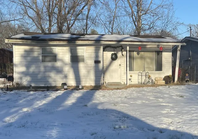 1st image of 1301 Saint Stephens Dr, East Saint Louis, IL 62206 | MLS# 25002426