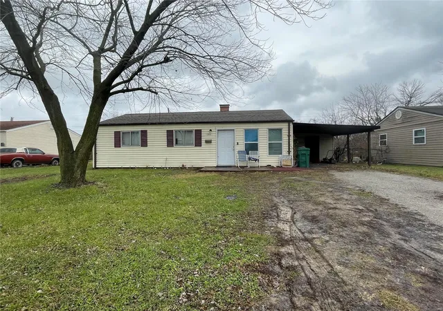 Photo 1 of Sale Pending at 1200 Saint Margaret Dr, East Saint Louis, IL 62206 | MLS# 25002431 | Listing updated on 2025-01-16