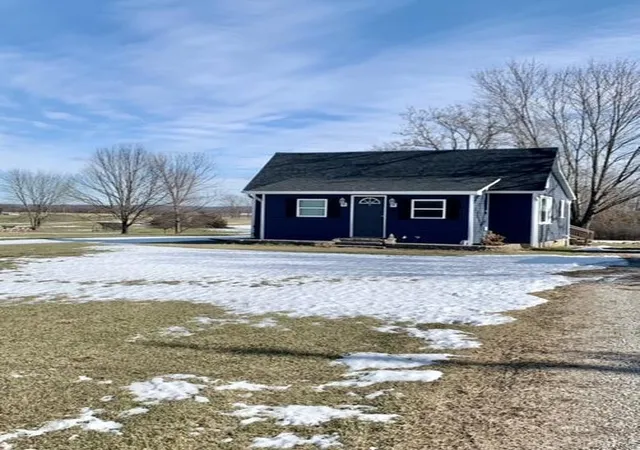 Photo 1 of Single family home for sale at 15842 Northside Dr, New London, MO 63459 | MLS# 25002575 | Listing updated on 2025-03-11