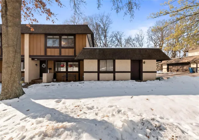 Photo 1 of Single family home for sale at 1379 Hampton Rd #D, Saint Charles, MO 63303 | MLS# 25002641 | Listing updated on 2025-01-17