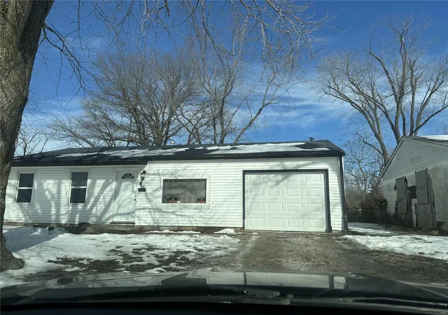 Photo 1 of Sale Pending at 821 Saint Monica Dr, East Saint Louis, IL 62206 | MLS# 25002850 | Listing updated on 2025-02-27