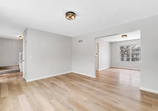 Photo 2 of Single family home for sale at 7642 Terri Lynn Dr, Saint Louis, MO 63123 | MLS# 25002927 | Listing updated on 2025-02-19