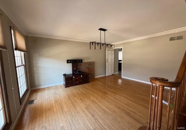 Photo 4 of Single family home for sale at 420 Thunderhead Cyn Dr, Wildwood, MO 63011 | MLS# 25003016 | Listing updated on 2025-01-21