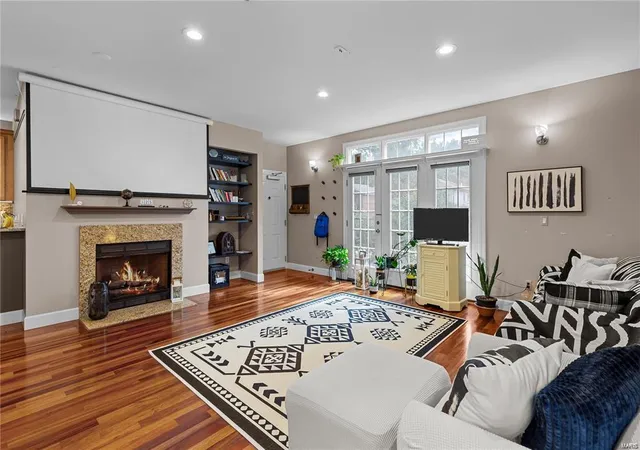 Photo 1 of Condo for sale at 7011 Dartmouth Ave #1FL, Saint Louis, MO 63130 | MLS# 25003095 | Listing updated on 2025-03-12