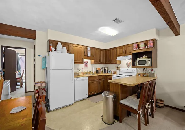Homes for sale in O'fallon, IL | 405 Ponderosa Ave, O'fallon, IL 62269