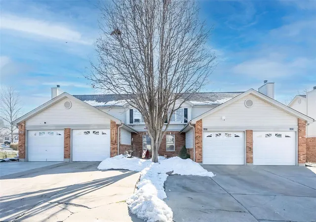 Townhouse for sale at 1377 Deerfield Ests Dr, O Fallon, MO 63366 | MLS# 25003256