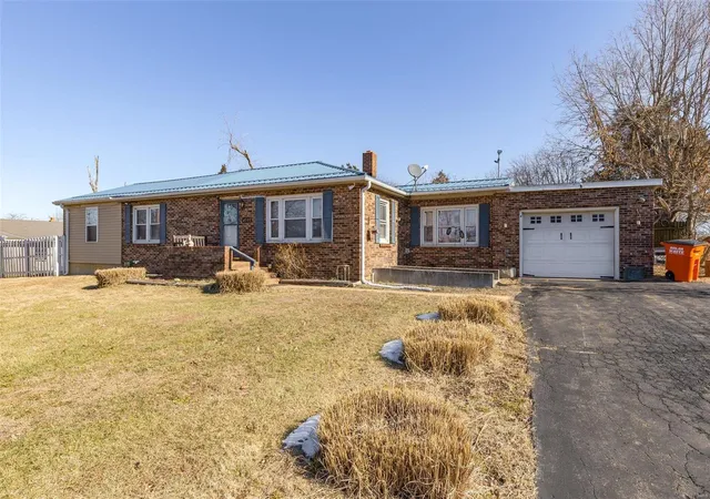 Photo 3 of Single family home for sale at 4700 Turley Ml Rd, Farmington, MO 63640 | MLS# 25003536 | Listing updated on 2025-03-12