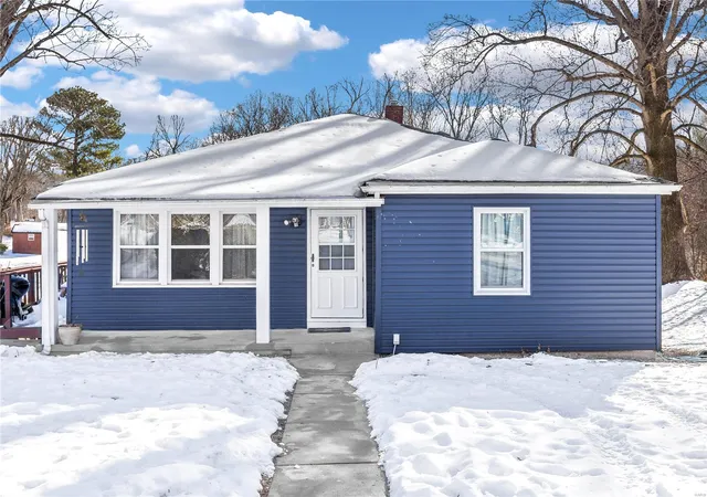 1st image of 514 Penn St, Belleville, IL 62223 | MLS# 25003565