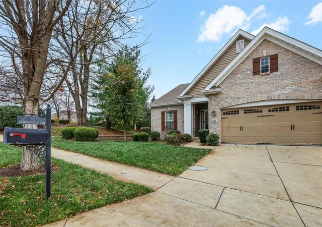 Photo 1 of Condo for sale at 601 Paddington Hl Dr, Chesterfield, MO 63017 | MLS# 25003635 | Listing updated on 2025-03-07