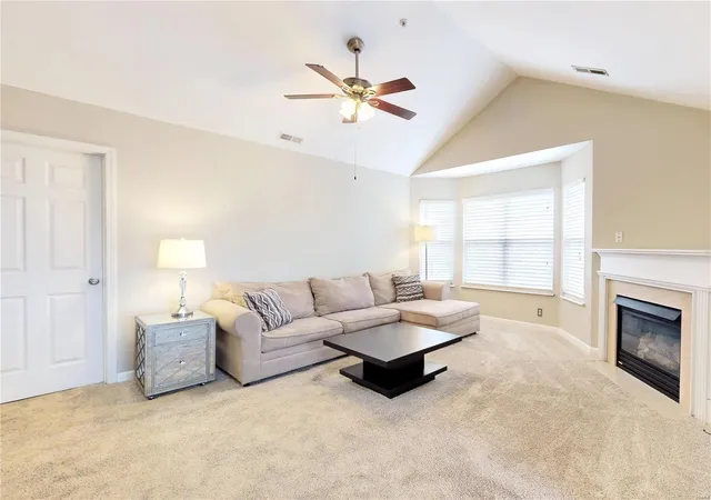 Photo 2 of Condo for sale at 470 Benton Dr #L, Saint Peters, MO 63376 | MLS# 25003641 | Listing updated on 2025-02-20