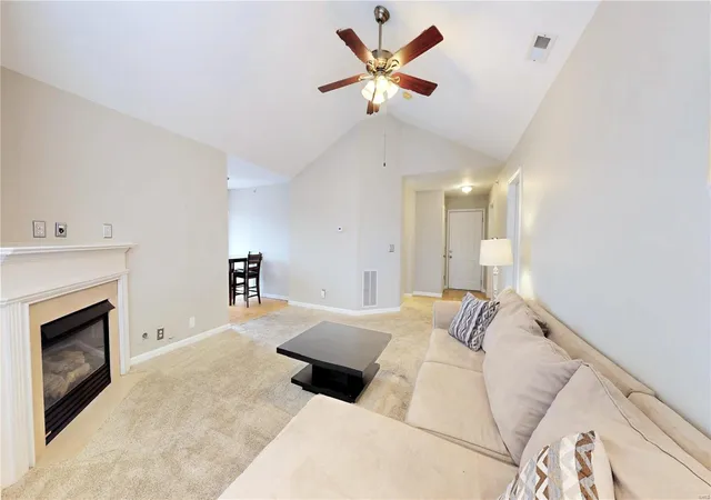 Photo 3 of Condo for sale at 470 Benton Dr #L, Saint Peters, MO 63376 | MLS# 25003641 | Listing updated on 2025-02-20