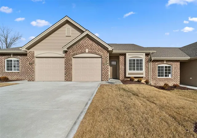 1st image of 889 Walter Wy, Washington, MO 63090 | MLS# 25003651